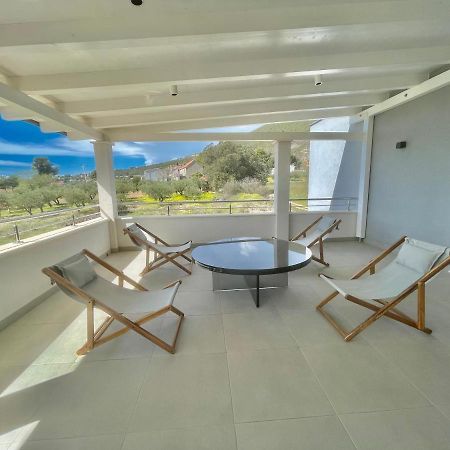 Villa Mila Kastela Kaštel Novi エクステリア 写真